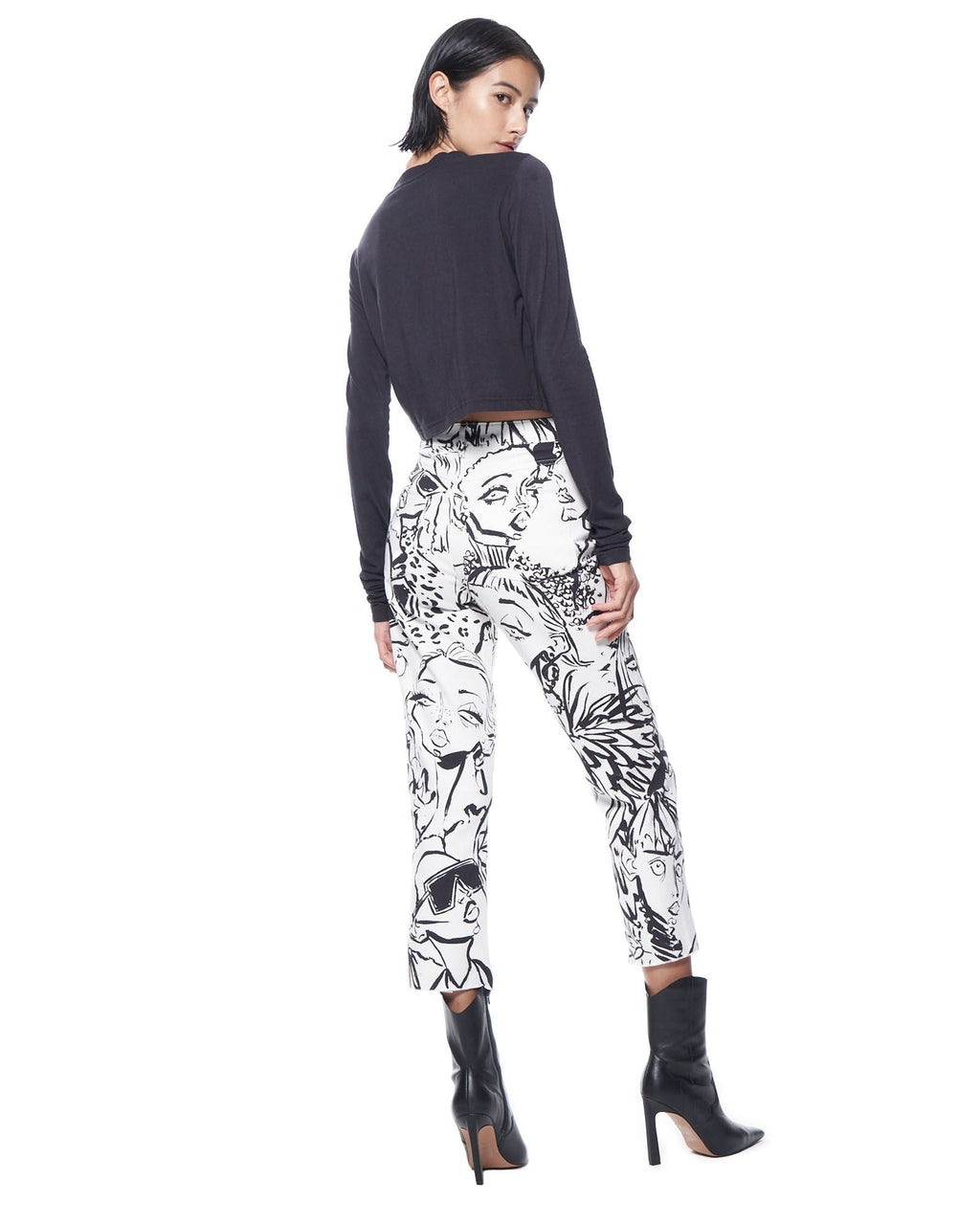 Ali Tee | JLR Sketchbook